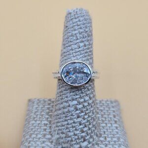 Size 7.25 Sterling Silver Quality Large Oval Cubic Zirconia Ring A4514
